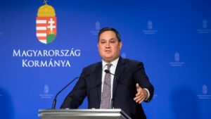 Nagy Márton kibontja a rejtélyes csomagját, most ítéletet mondanak róla