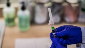 Október végétől országosan elérhetőek lesznek az ingyenes influenza elleni vakcinák