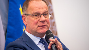 Ujhelyi István: Direkt veszni hagy a kormány 400 milliárd forintnyi uniós pénzt
