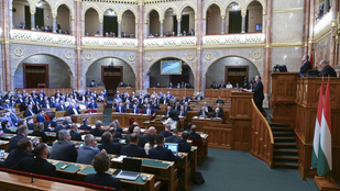 Fontos kérdésekről kezd tárgyalni a parlament hétfőtől