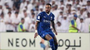 Egy évvel borzalmas sérülése után újból a pályán a brazil zseni