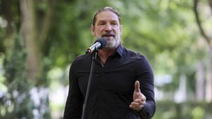 Új épülettel bővülhet a Nemzeti Lovas Színház