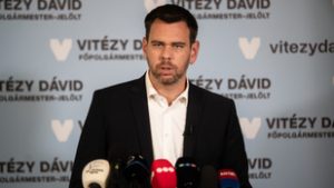 Vitézy Dávid a Fővárosi Közgyűlés elé viszi a repülőtér vasúti bekötésének ügyét