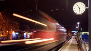 Közeleg az óraátállítás, ilyen lesz a MÁV–Volán-csoport járatainak menetrendje