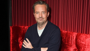 Elkelt Matthew Perry háza, amelynek pezsgőfürdőjében halt meg a színész