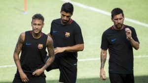 Beckhaméknél állhat össze ismét a Messi, Suárez, Neymar csodatrió