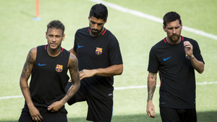 Beckhaméknél állhat össze ismét a Messi, Suárez, Neymar csodatrió
