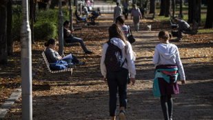 Napsütéssel zárul a hét, de az érzékenyek szervezetét megterheli az időjárás