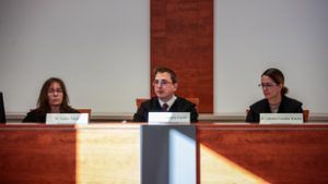 Fiúnak született, de nőnek járó kedvezményes nyugdíjat kért