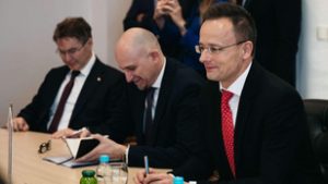 Szijjártó Péter: Akik megpróbálták Magyarországot tönkretenni, irigyek