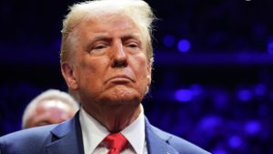Példátlan elbocsátásokba kezd a Trump-adminisztráció