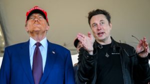 Elon Musk 100 milliárd forintot adott Donald Trump kampányára