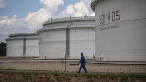 Szakértő szerint Putyin figyelmeztetése is lehetett a kétnapos csehországi olajszünet