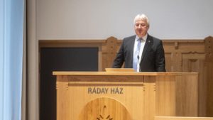 Újraválasztották Semjén Zsoltot, további öt évig ő marad a pártfőnök