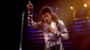Máig kiadatlan Michael Jackson-dalokat találtak egy raktár mélyén, de senki nem hallgathatja meg