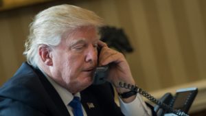 A túszok kiszabadításáról tárgyalt Donald Trumppal az izraeli kormányfő