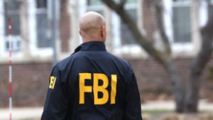 Kétségbeesetten kéri az FBI az amerikaiakat, nehogy lelőjék a kínainak vélt drónokat
