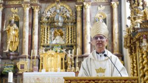 Az esztergomi segédpüspök szerint a pártok farvizén evezgetni szellemi gyengeségről, igénytelenségről tanúskodik