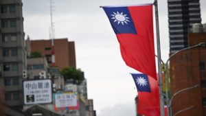 Kínai repülőgépek és hajók megközelítették tajvan