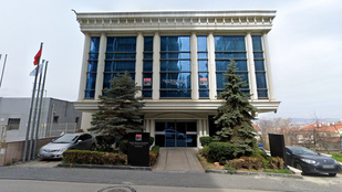 Vásáry István professzor a Török Tudományos Akadémia Nagydíjában részesült