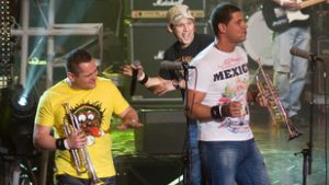 Váratlan bejelentést tett az Ocho Macho zenekar