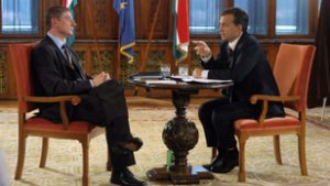 „Ki nem kényszerített hibák” a politikában