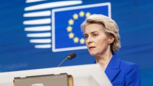 Kórházban ápolták Ursula von der Leyent, amit megpróbáltak eltitkolni