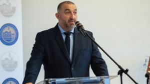 Mintegy 1,4 milliárd forint adósságot vállal át a kormány a roma önkormányzattól