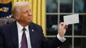 Az amerikai elnökség modern kori történetének legsúlyosabb összeférhetetlenségét jelenti a Trump-kriptovaluta