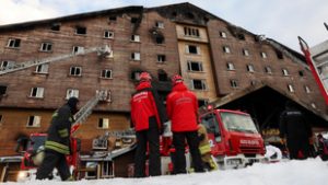 Kilenc embert vettek őrizetbe a török szállodatűz miatt