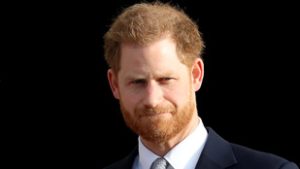 Elismerte a The Sun, kémkedtek Harry herceg után