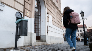 Terrorcselekmény gyanújával nyomoz a rendőrség az iskolákat ért bombariadók ügyében