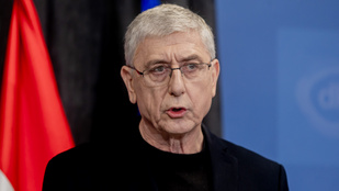 Gyurcsány Ferenc követeli, hogy azonnal működtessék a járványügyi operatív törzset