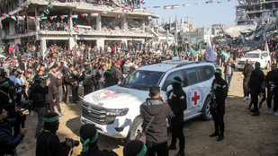 Újabb túszokat engedett szabadon a Hamász