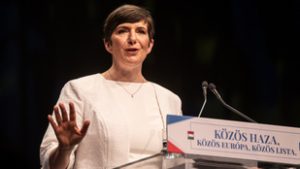 Dobrev Klára: Orbán fideszesekre és hazaárulókra osztotta meg az országot