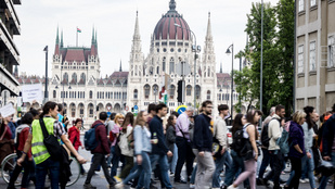Eurostat: Olaszországban a legmagasabb az átlagéletkor, de a magyarok is törnek előre