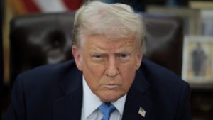 Rég látott csúcsokat ostromolt a forint, aztán úthengerrel jött Donald Trump