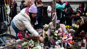 „Sugárzó személyiség volt, aki sokat tett másokért” – A halálra égett japán nő ügye miatt tüntetnek Budapesten