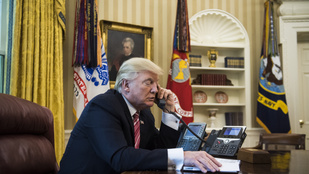 Donald Trump telefonon beszélt Vlagyimir Putyinnal