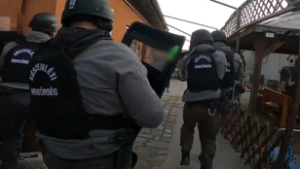 Elfogták a külföldieket lehúzó bandát a budapesti bulinegyedben