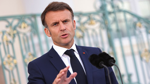 Emmanuel Macron elektrosokknak nevezte Donald Trump visszatérését a Fehér Házba