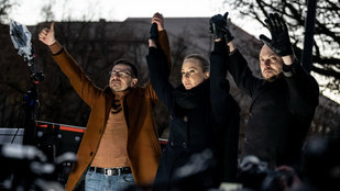 Vlagyimir Putyin ellenfelei még külföldön is egymást marják