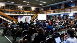 Ő a magyar irodalomtörténet talán legtöbbet tárgyalt és leginkább vitatott alakja