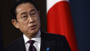 Tíz év börtönre ítéltek egy férfit, aki megpróbálta megölni a volt japán miniszterelnököt