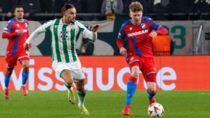 Előnyből, de Varga Barnabás nélkül küzd a Fradi az El-nyolcaddöntőért - Tét a márciusi folytatás: Viktoria Plzen–Ferencváros