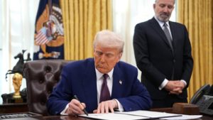 Nem csak Amerikát, az egész világot felkavarta a Trump-hurrikán első hónapja