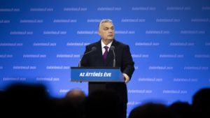 Orbán Viktor bejelentette a két- és háromgyermekes anyák adómentességét, a nyugdíjasoknak is üzent