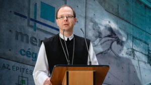 A Vatikán vizsgálata után a ciszterci apátságot leválasztják a KDNP-ről