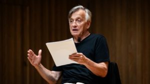 Különleges ajándékot kapott az Örkény igazgatói posztjától búcsúzó Mácsai Pál a fővárostól