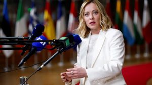 Giorgia Meloni szerint a NATO 5. cikkelyét Ukrajnára is ki kellene terjeszteni